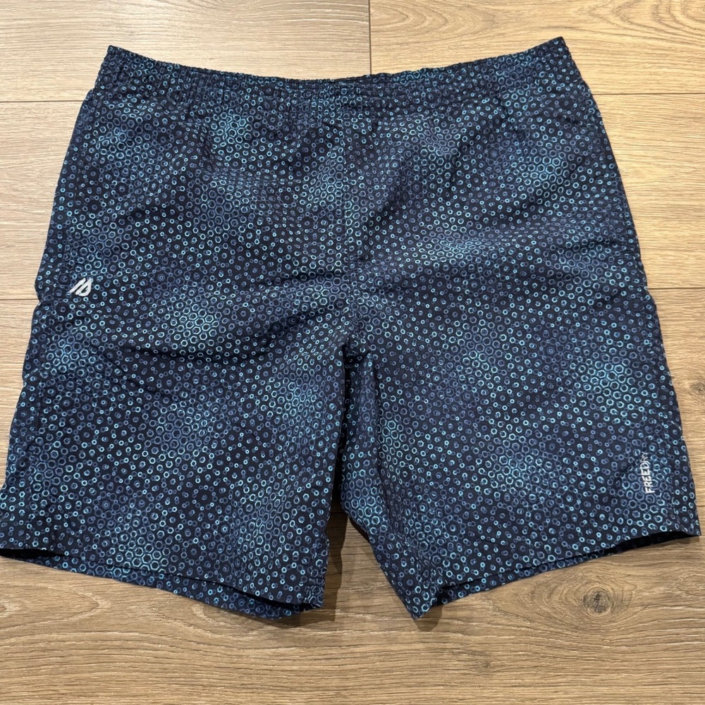 Eddie Bauer Mens FreeDry Swim Trunks Navy Blue Hexagon Print Mesh Lined Size M